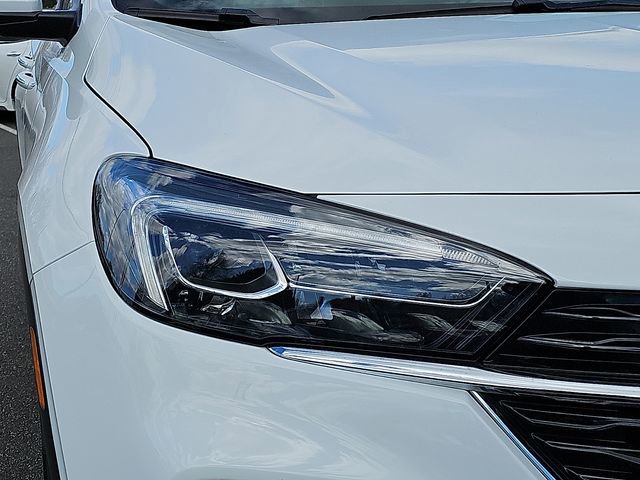 Used 2022 Buick Encore GX Essence w/ Advanced Technology Package image 9