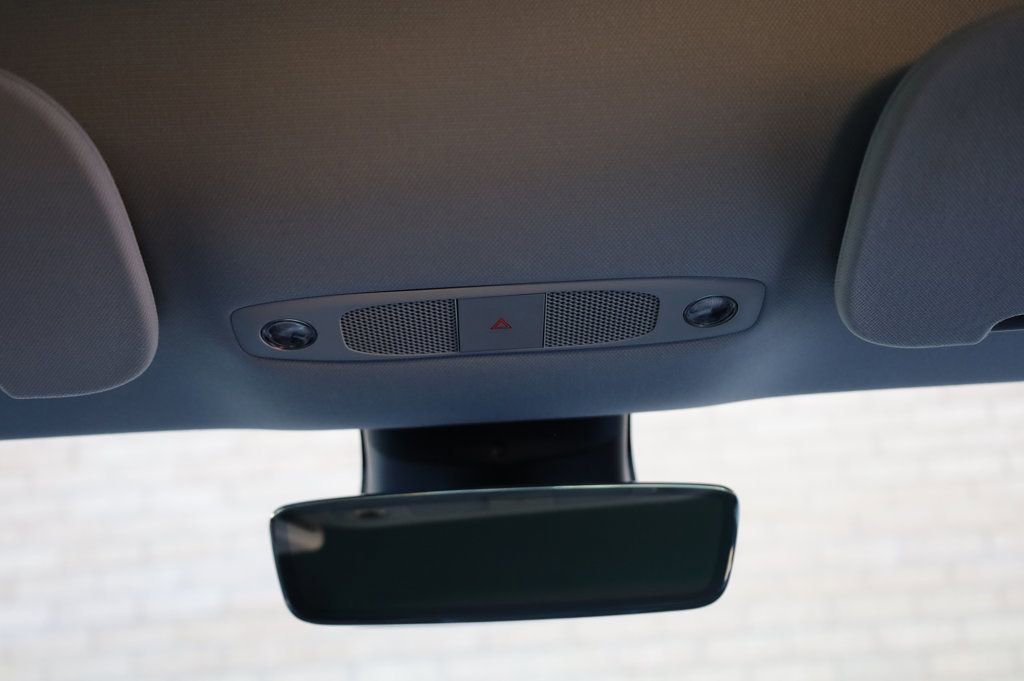 Used 2021 Tesla Model 3 Standard Range Plus image 34