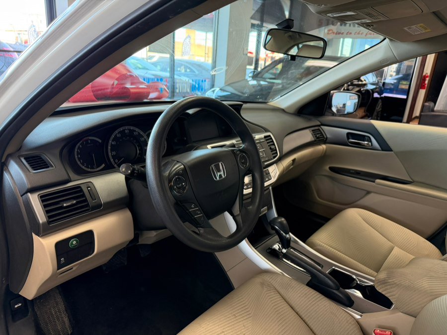 Used 2015 Honda Accord LX image 15