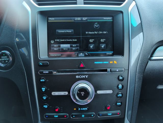 Used 2016 Ford Explorer Sport AWD/4WD image 3