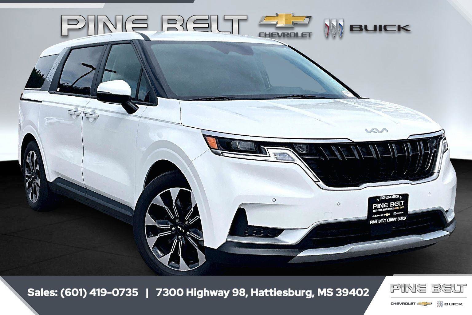 Used 2024 Kia Carnival EX