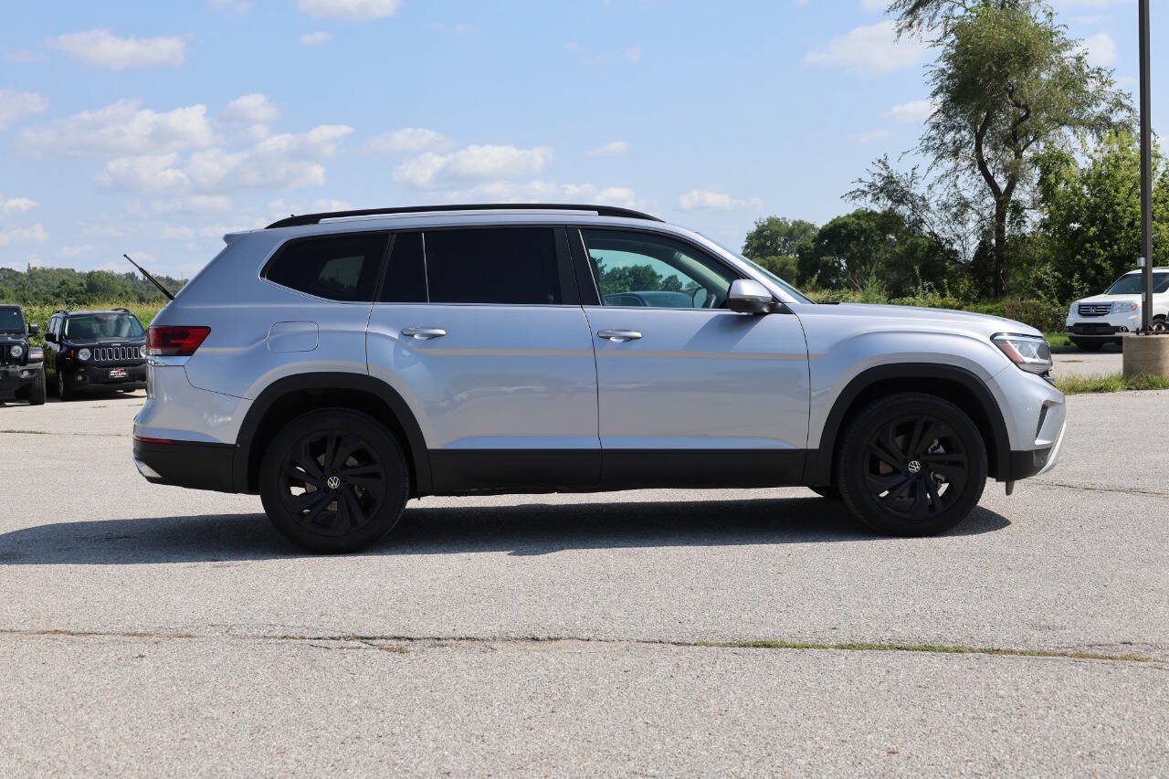 Used 2022 Volkswagen Atlas SE AWD/4WD image 7