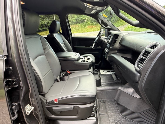 Used 2024 RAM 3500 Tradesman AWD/4WD image 16