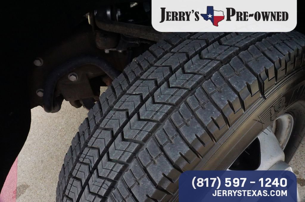Used 2023 GMC Sierra 3500 Pro w/ Convenience Package AWD/4WD image 8