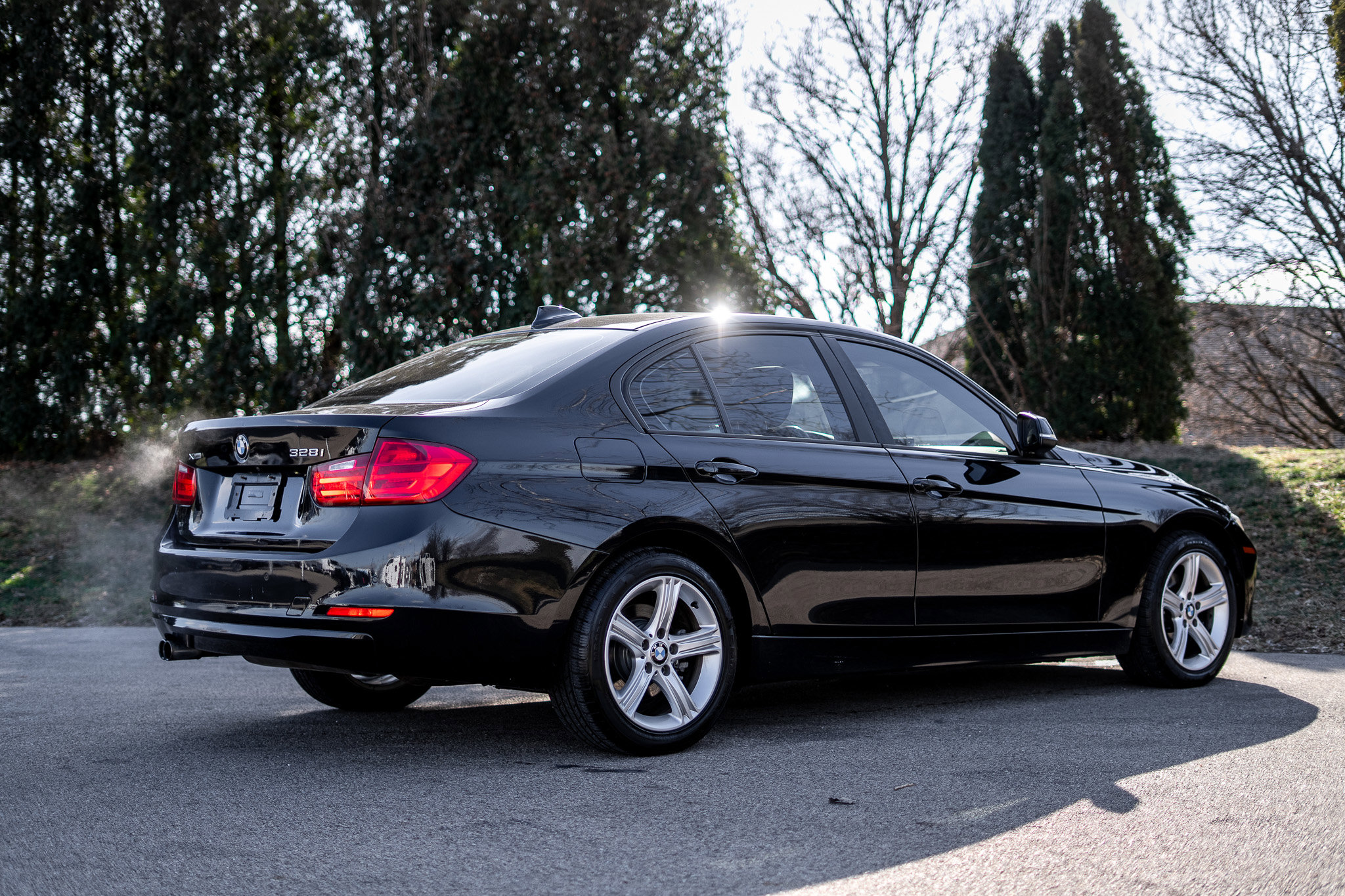 Used 2015 BMW 328i xDrive Sedan w/ Premium Package image 5