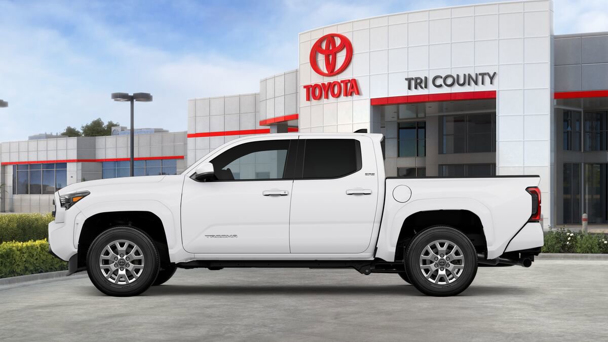 New 2025 Toyota Tacoma SR5 image 4