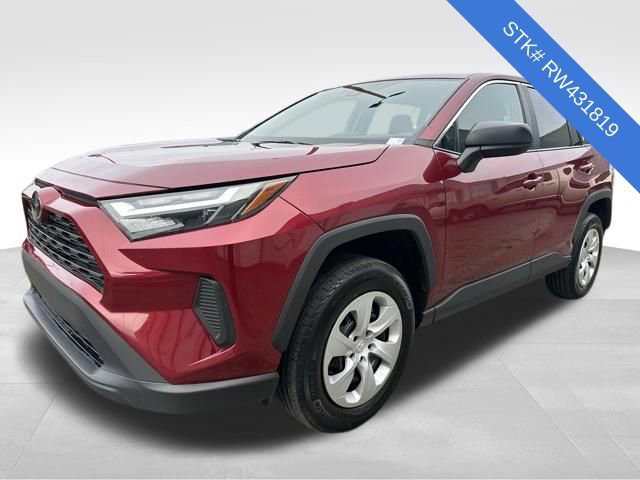 Used 2024 Toyota RAV4 LE image 4