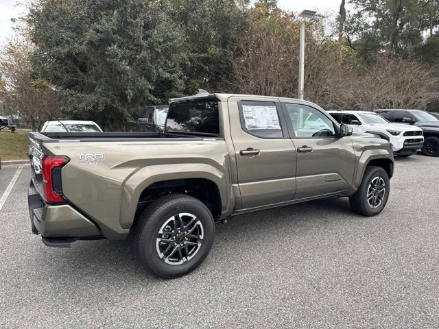Certified 2025 Toyota Tacoma TRD Sport AWD/4WD image 2