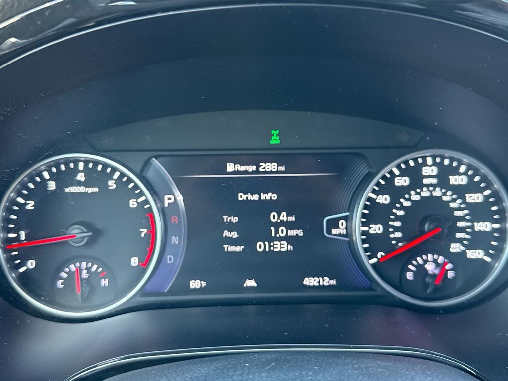 Used 2021 Kia Seltos SX w/ SX Sunroof Package image 10