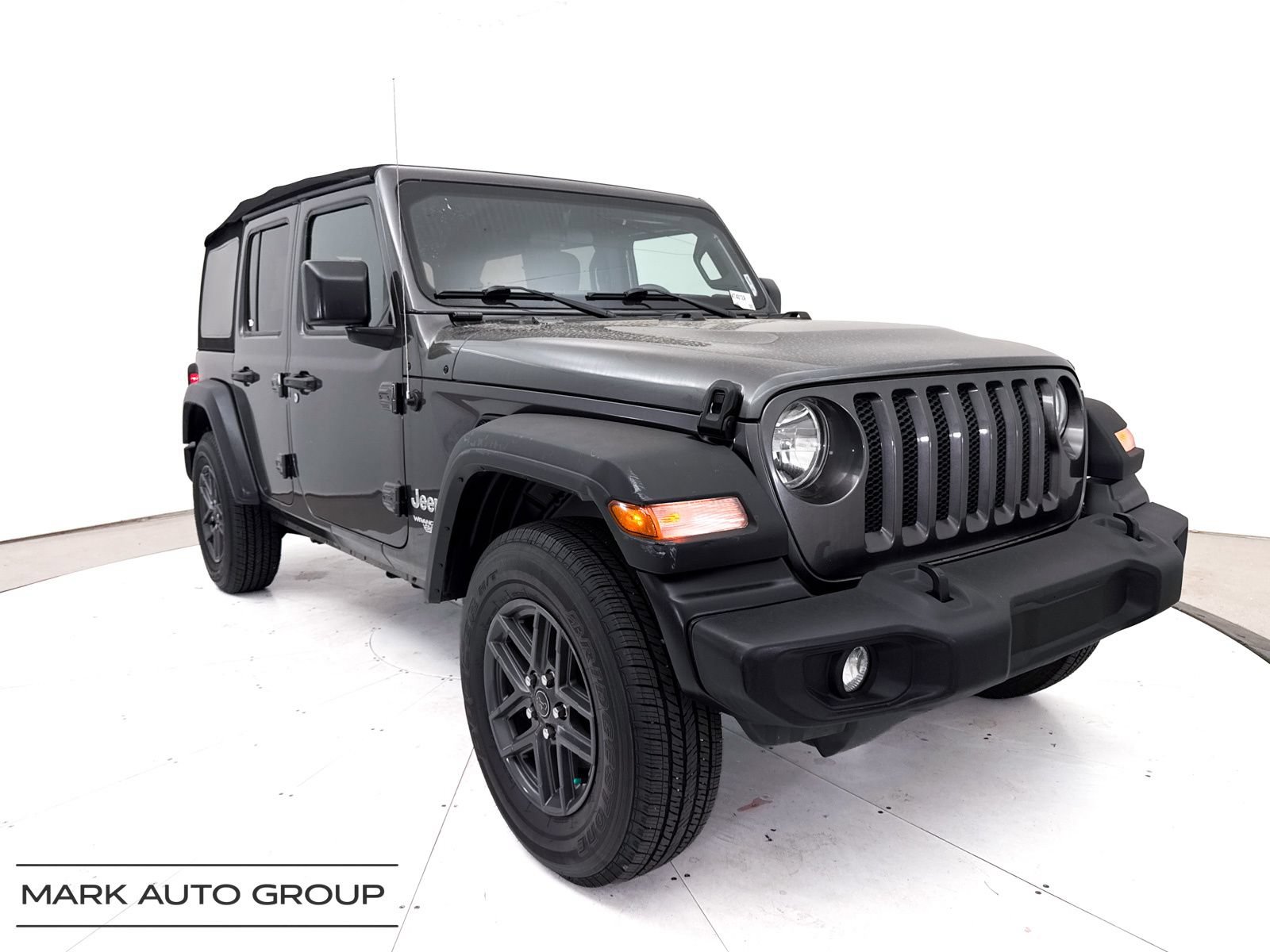 Used 2018 Jeep Wrangler Unlimited Sport AWD/4WD image 1