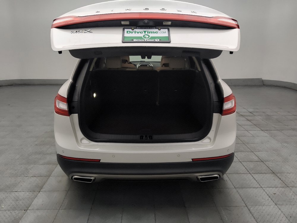 Used 2017 Lincoln MKX Select w/ Select Plus Package FWD image 29