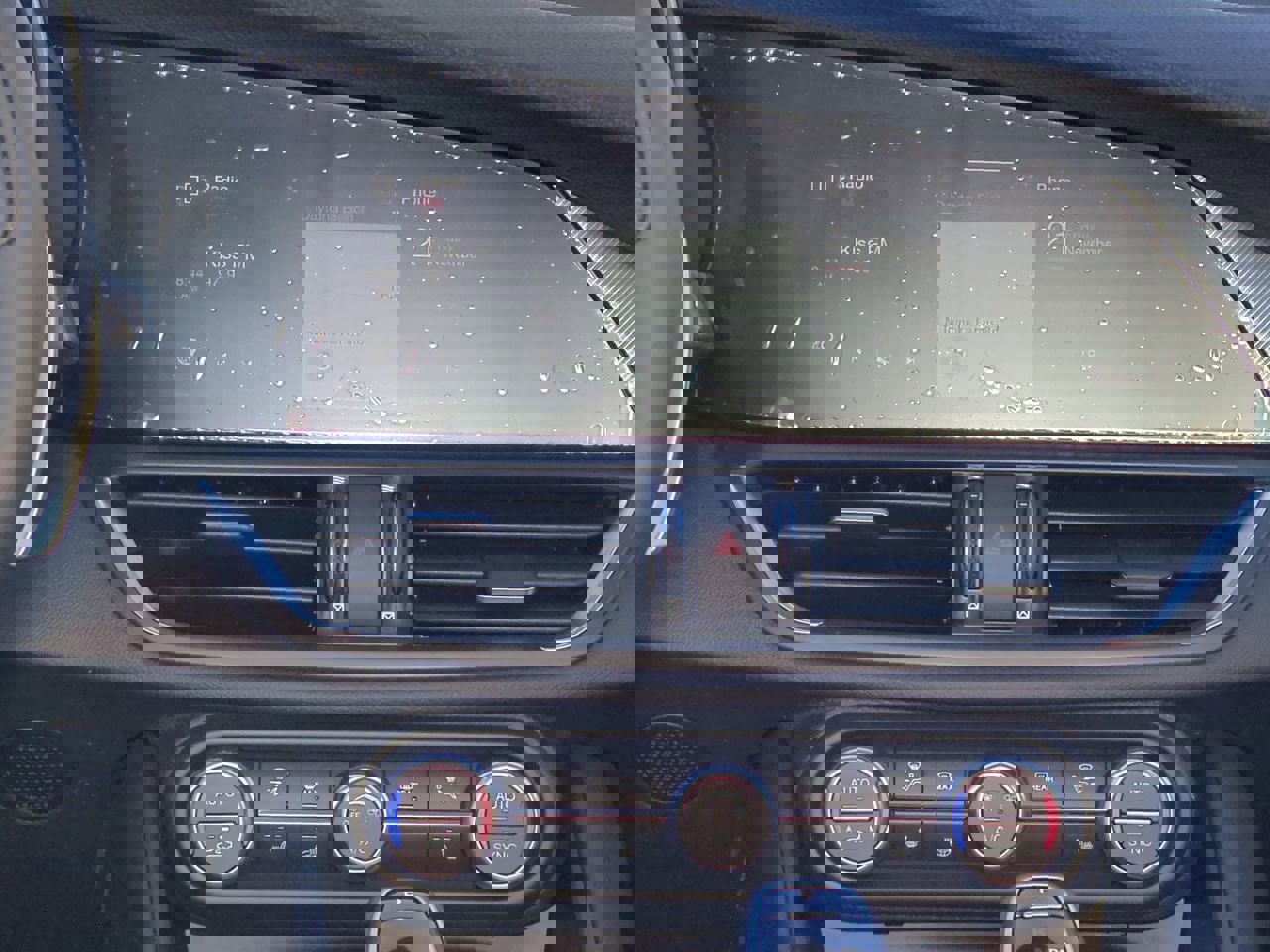 New 2025 Alfa Romeo Giulia w/ Driving Assist Package image 16