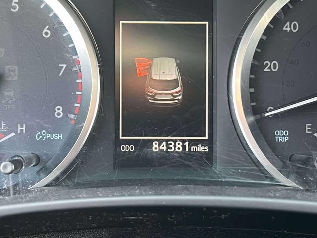 Used 2018 Toyota Highlander Plus AWD/4WD image 26