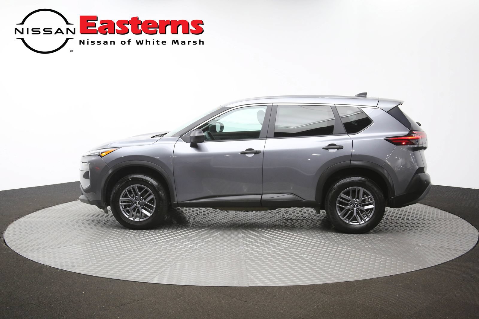 Used 2023 Nissan Rogue S AWD/4WD image 60