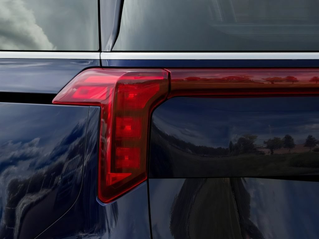 New 2026 Kia Carnival EX FWD image 11