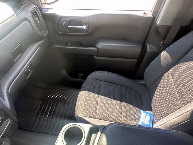 Used 2019 Chevrolet Silverado 1500 Custom w/ Custom Convenience Package AWD/4WD image 29