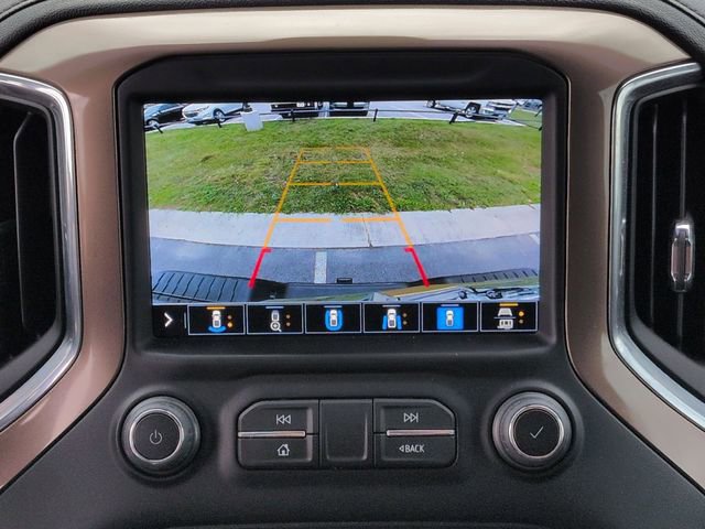 Used 2023 Chevrolet Silverado 3500 High Country w/ Technology Package AWD/4WD image 13