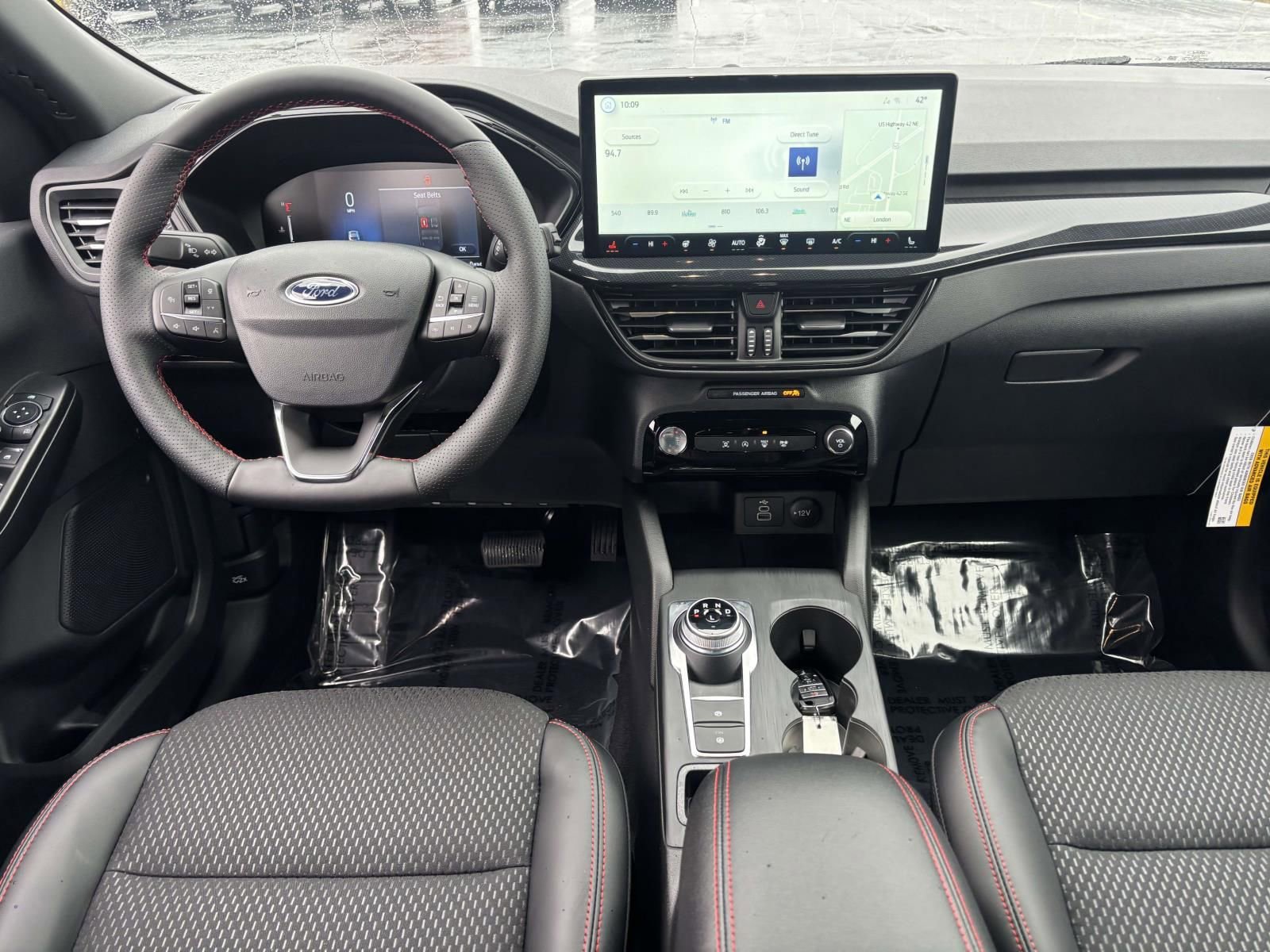 New 2026 Ford Escape ST-Line w/ Tech Pack #1 FWD image 29