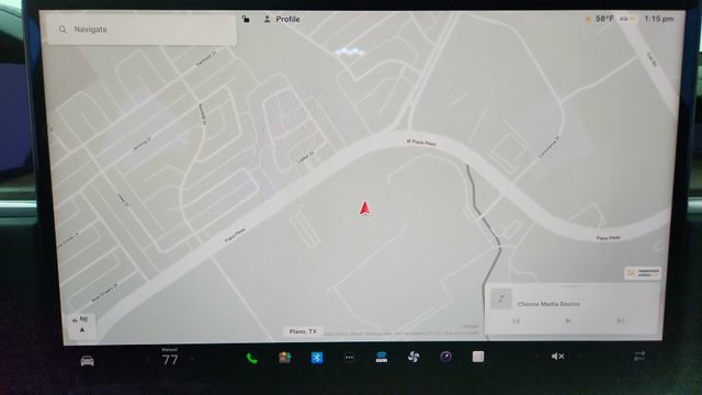 Used 2022 Tesla Model X image 46