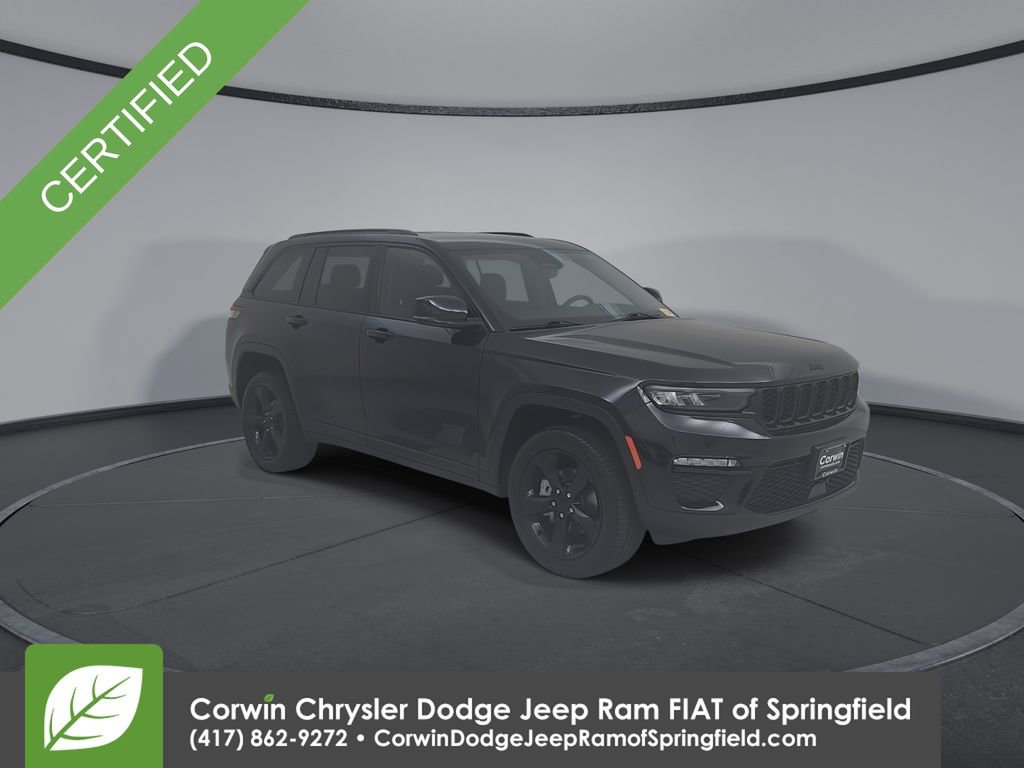Certified 2023 Jeep Grand Cherokee Limited w/ Black Appearance Package image 4