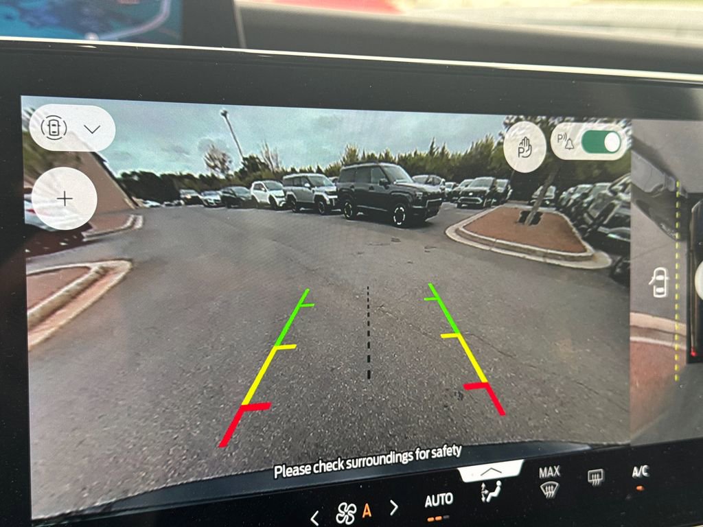 Used 2025 Ford Expedition Max Active AWD/4WD image 33