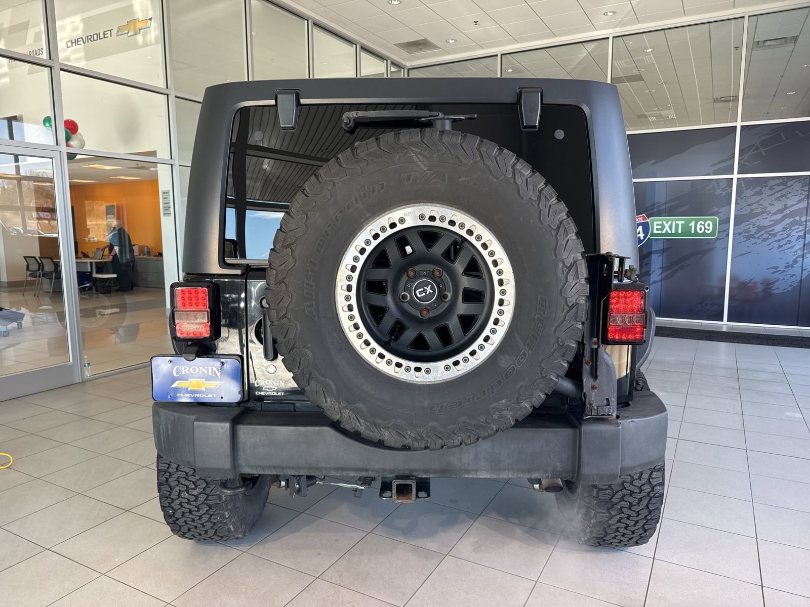 Used 2014 Jeep Wrangler Unlimited Rubicon w/ Max Tow Package image 7