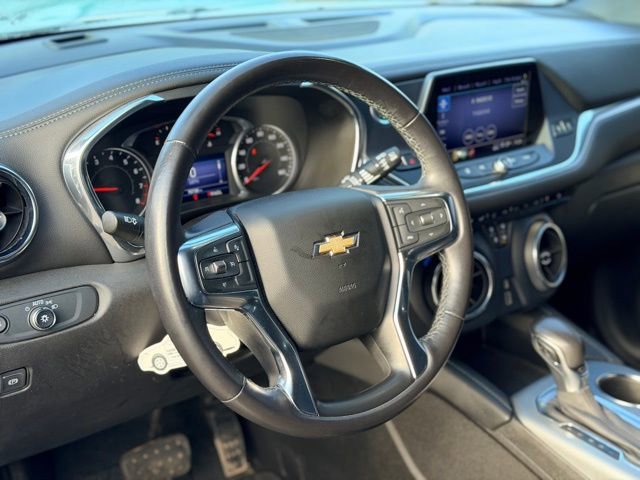 Certified 2022 Chevrolet Blazer LT w/ LPO, Black Accent Package image 9