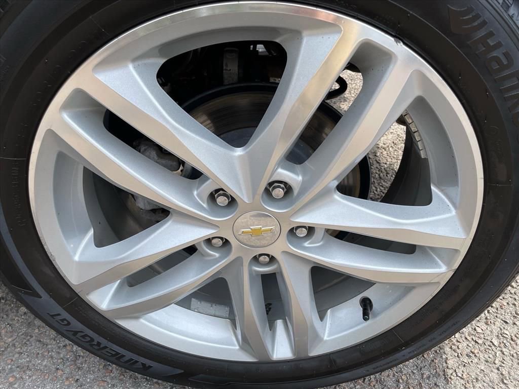 Used 2019 Chevrolet Equinox Premier image 25