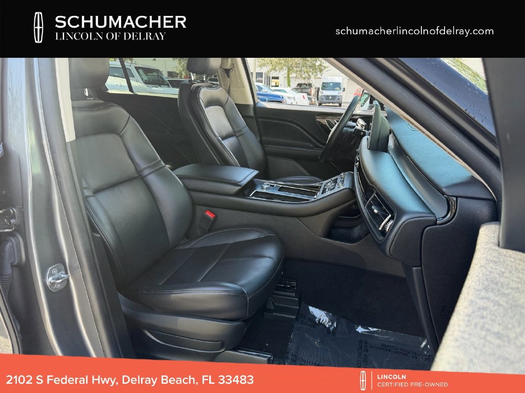 Certified 2023 Lincoln Aviator AWD w/ Class IV Trailer Tow Package image 16