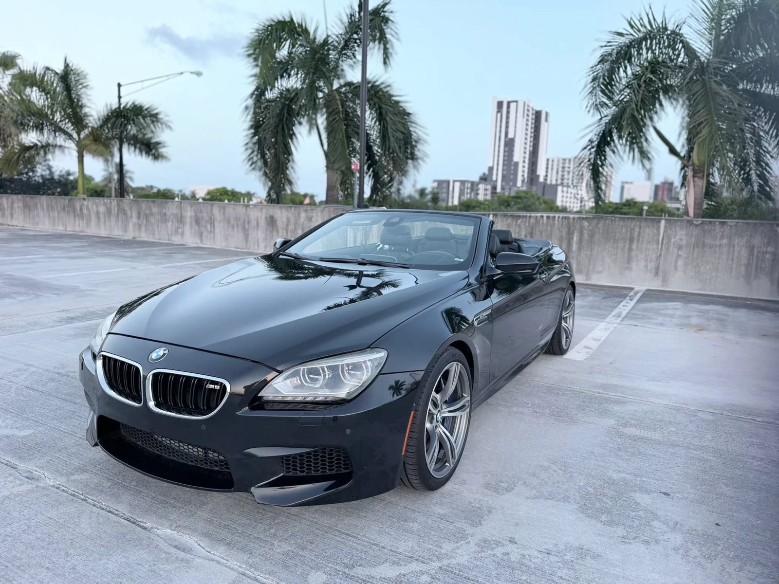 Used 2015 BMW M6 Convertible RWD image 1