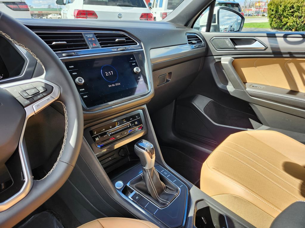 Certified 2023 Volkswagen Tiguan SE image 8