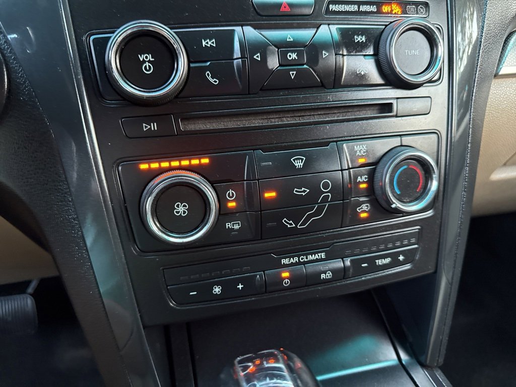 Used 2017 Ford Explorer FWD image 5