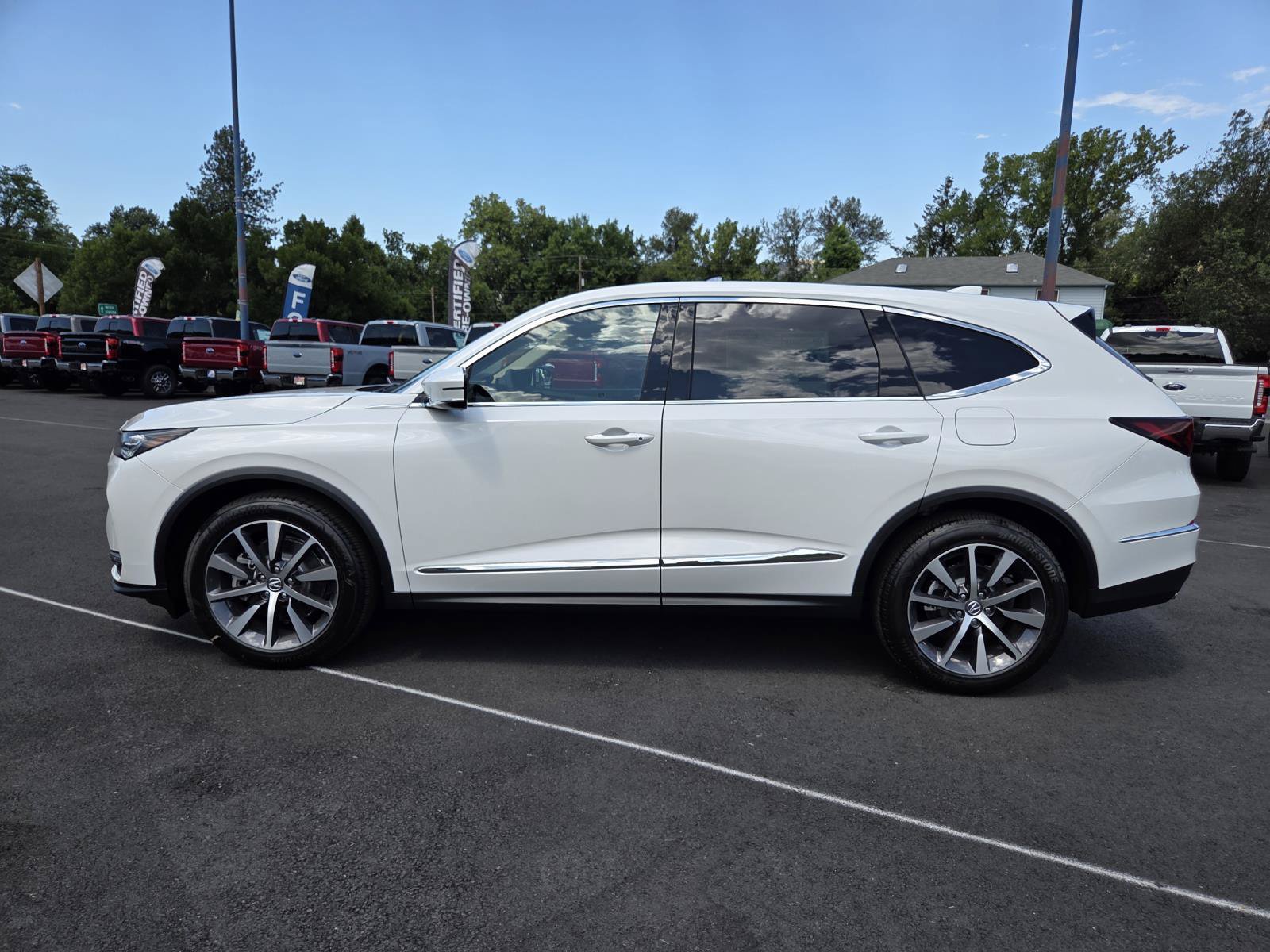 New 2026 Acura MDX w/ Technology Package AWD/4WD image 8