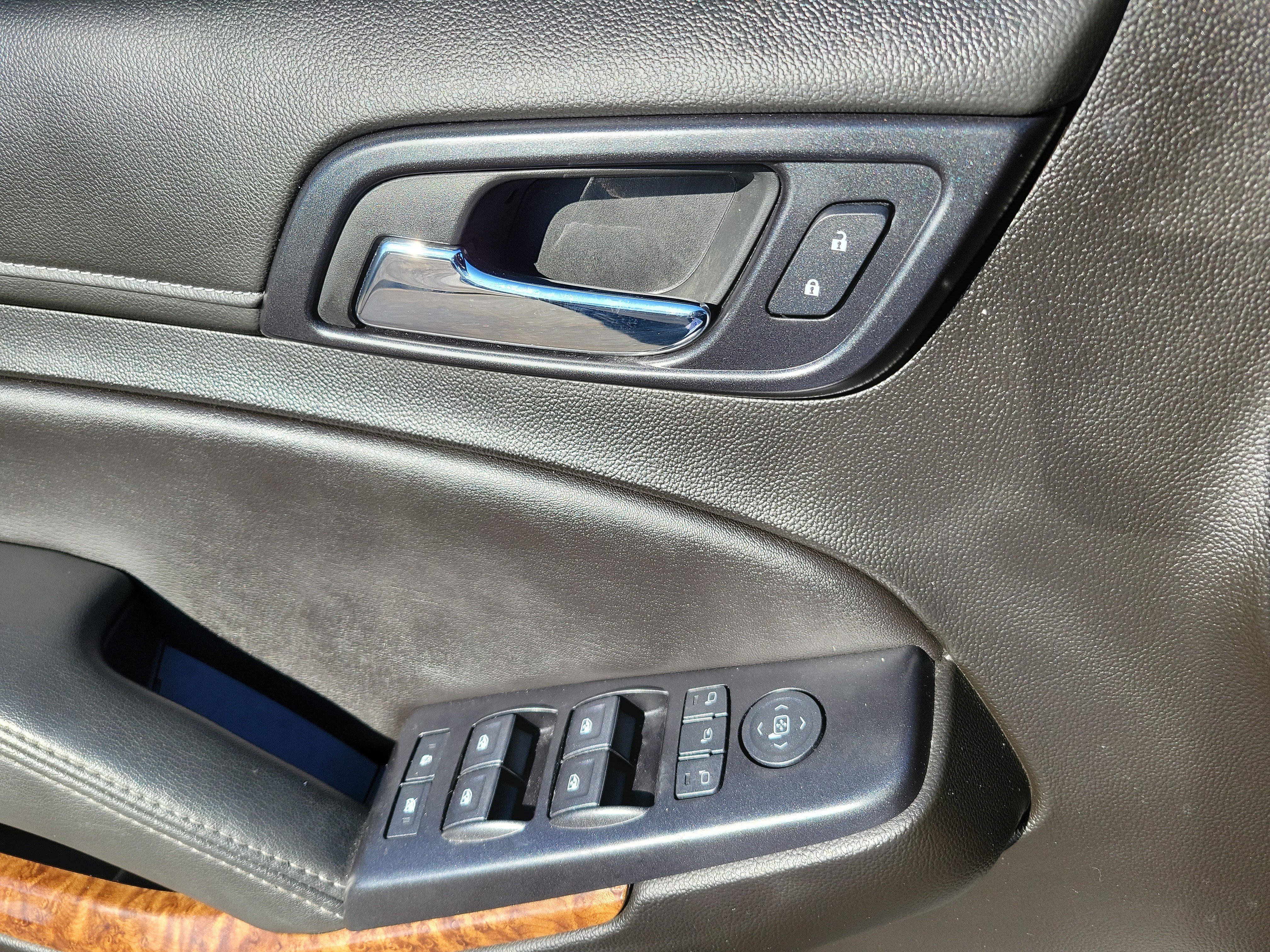 Used 2019 Chevrolet Tahoe Premier image 23