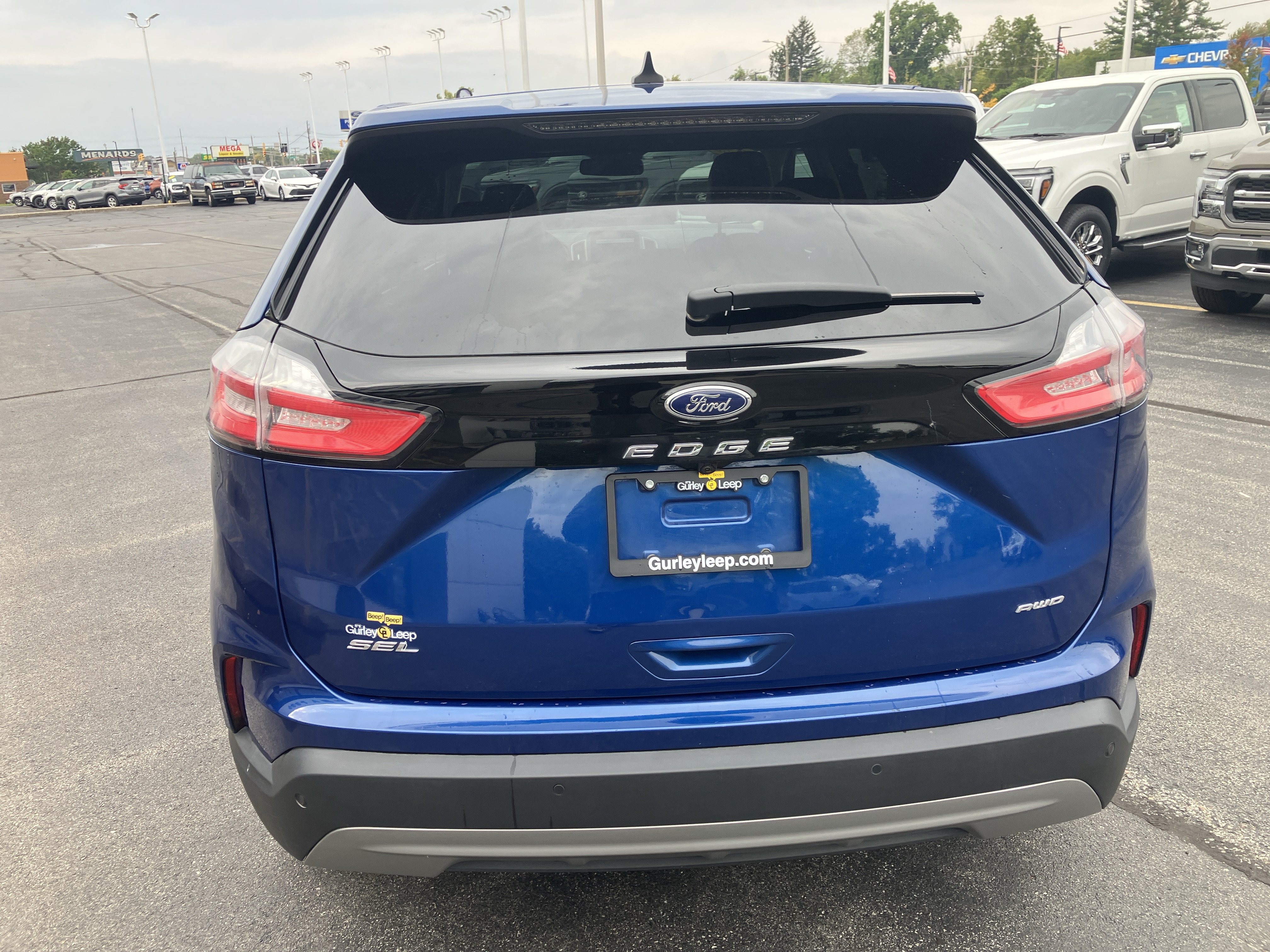 Used 2023 Ford Edge SEL AWD/4WD image 6