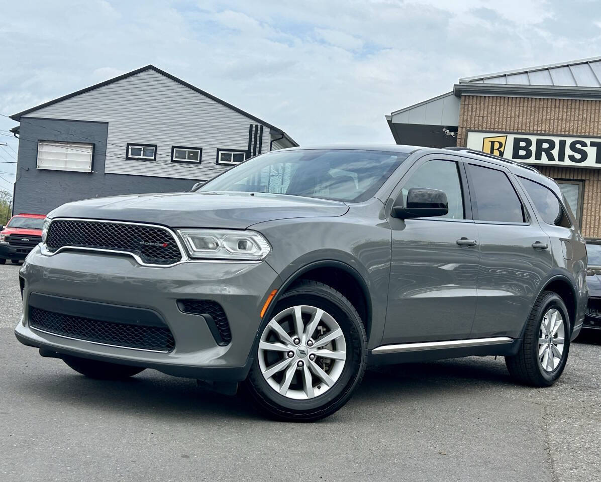 Used 2023 Dodge Durango SXT RWD image 2