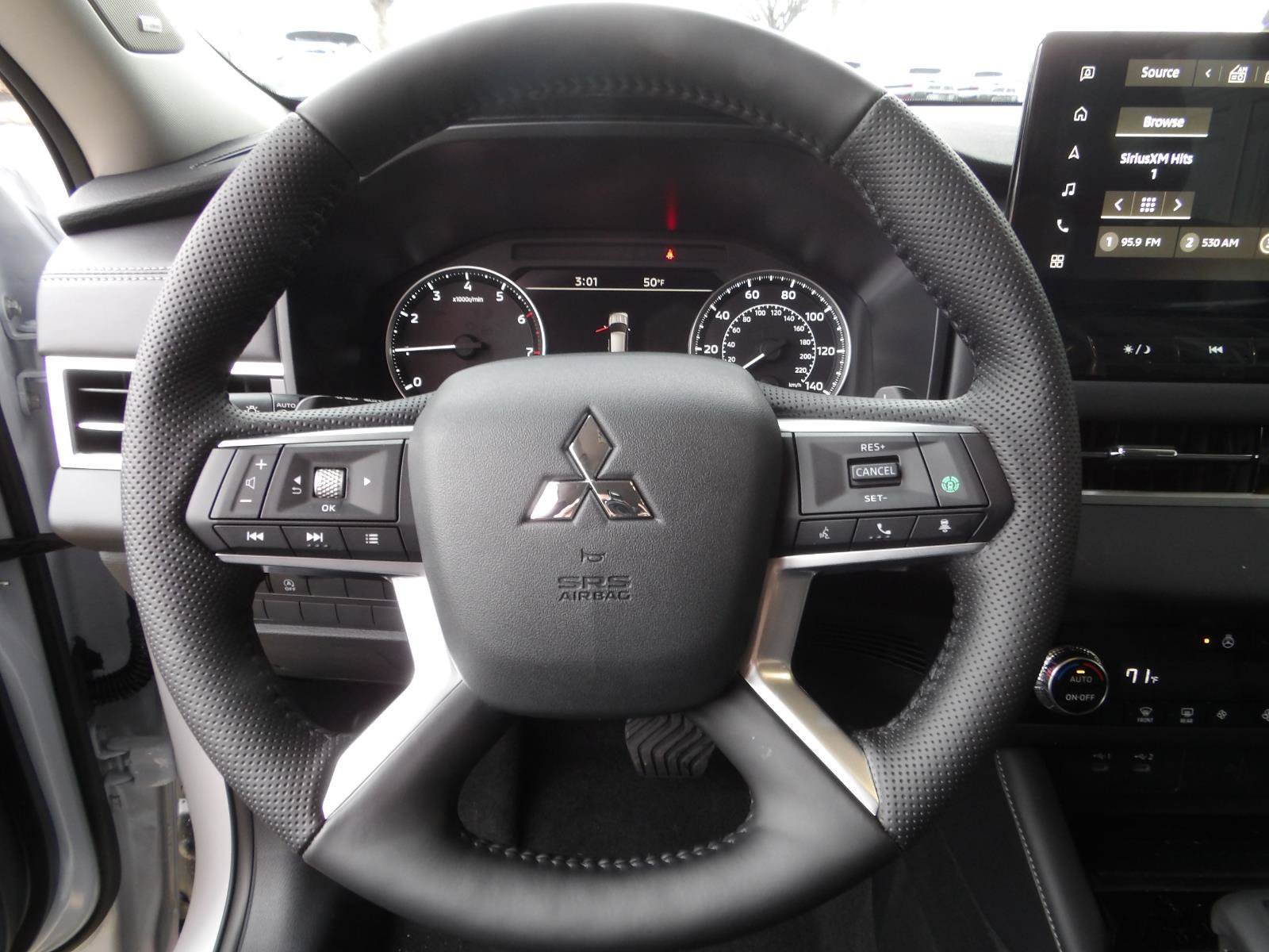 New 2026 Mitsubishi Outlander SE AWD/4WD image 27