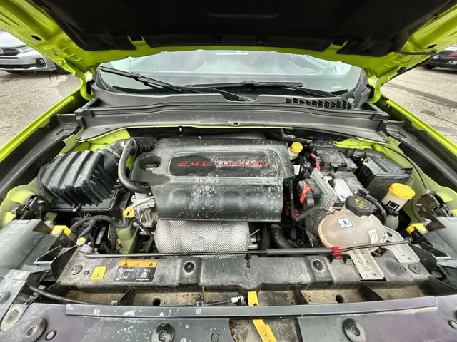 Used 2017 Jeep Renegade Trailhawk image 19