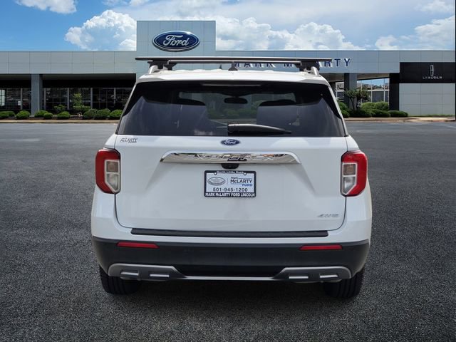 Certified 2022 Ford Explorer XLT w/ Equipment Group 202A AWD/4WD image 4