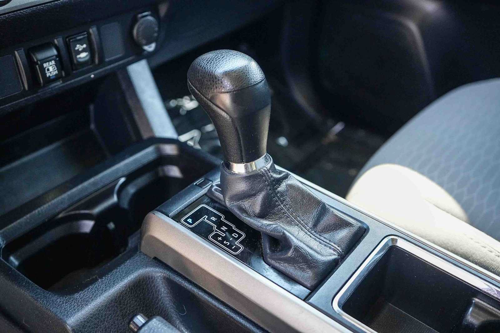 Used 2019 Toyota Tacoma SR5 RWD image 19