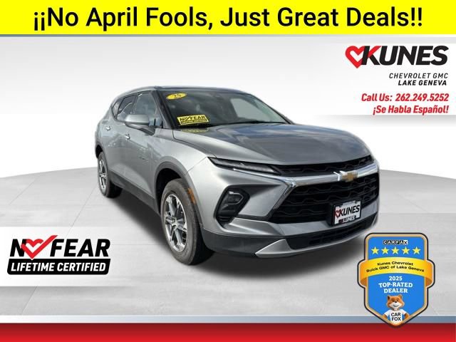 Used 2025 Chevrolet Blazer LT image 1
