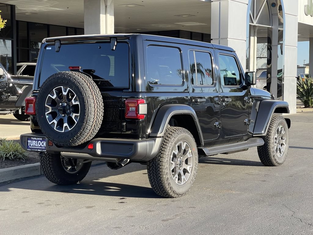 New 2026 Jeep Wrangler Unlimited Sahara AWD/4WD image 7