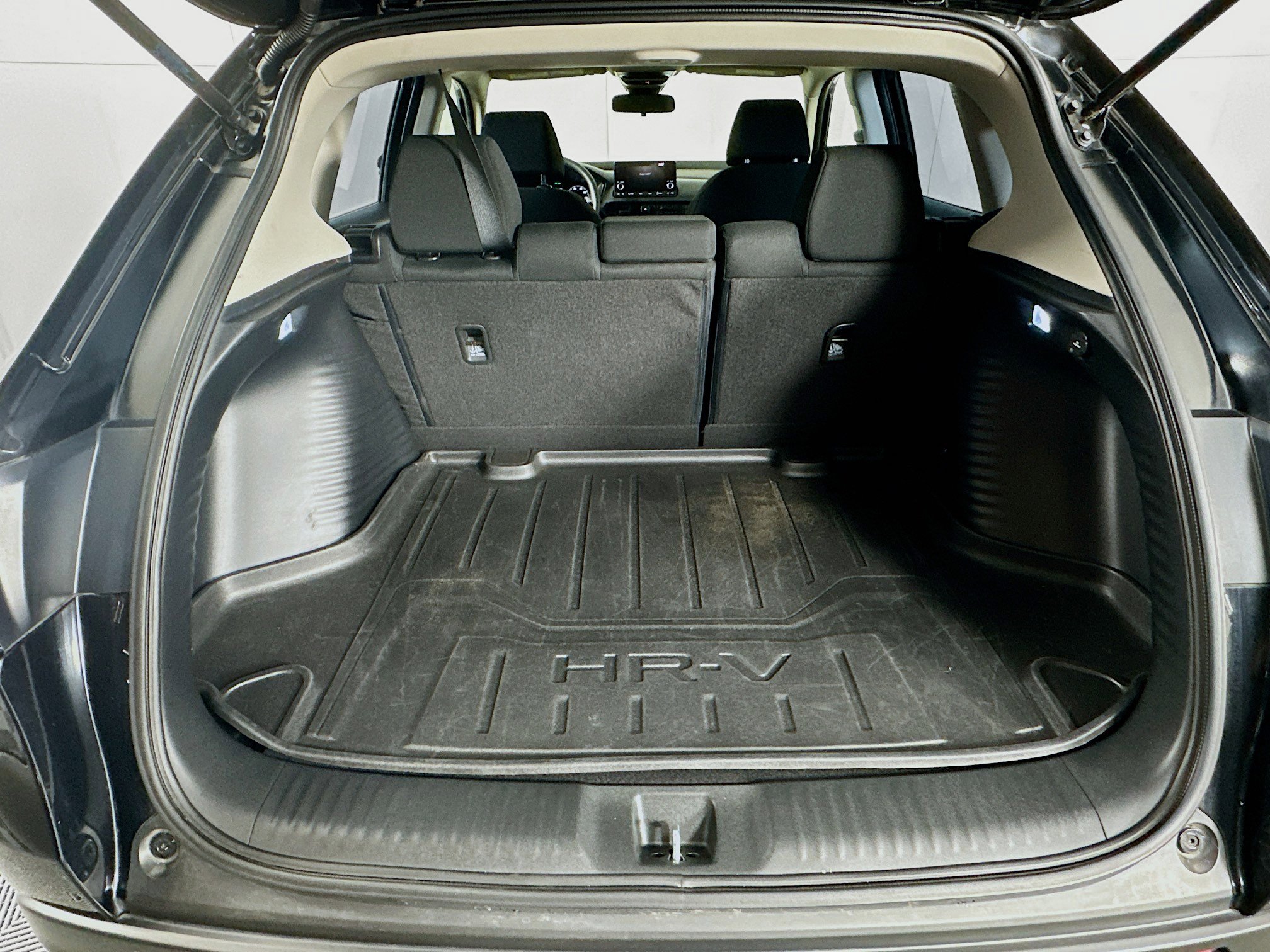 Used 2024 Honda HR-V LX image 26