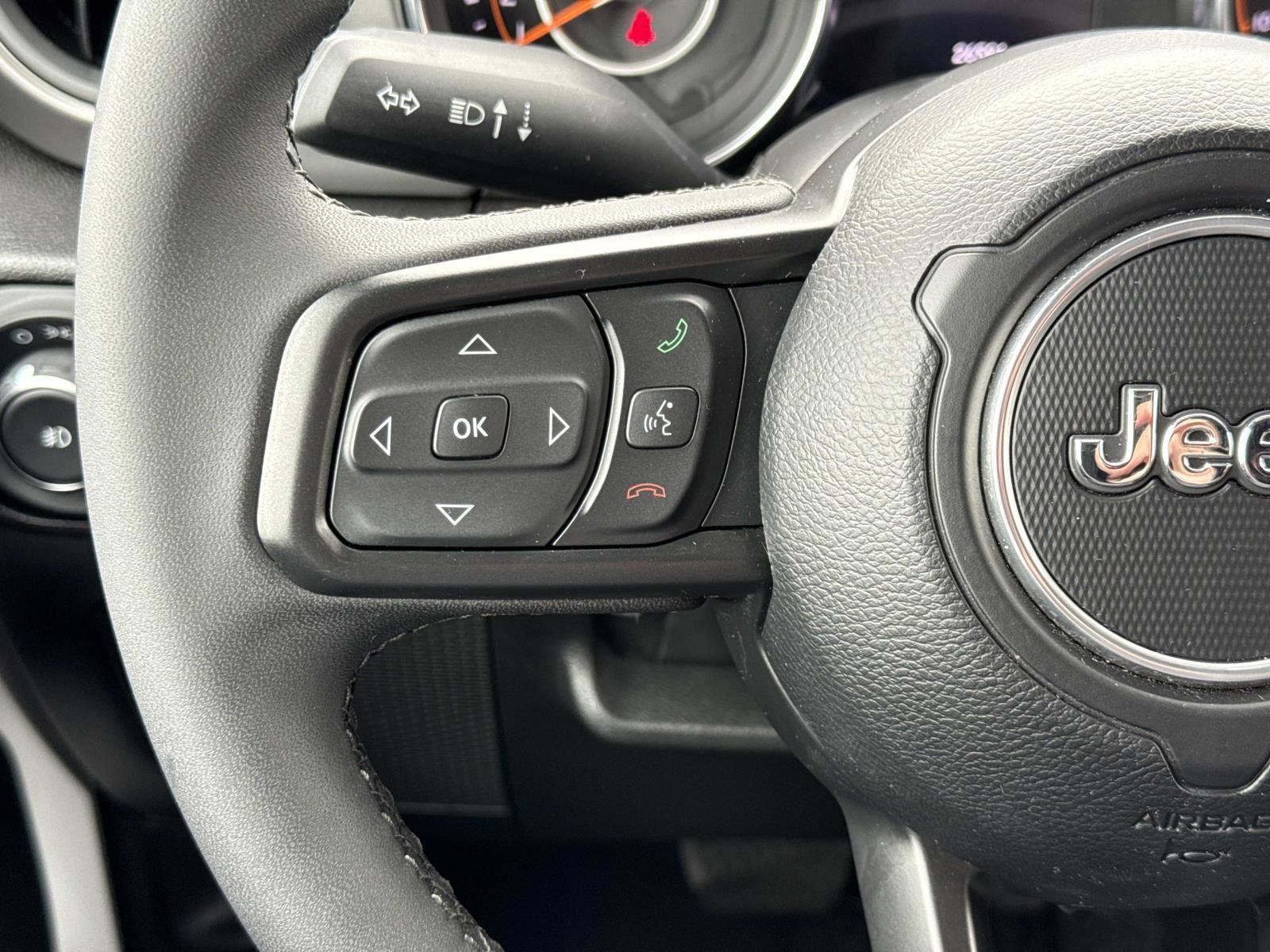 Used 2023 Jeep Wrangler Sport S image 7