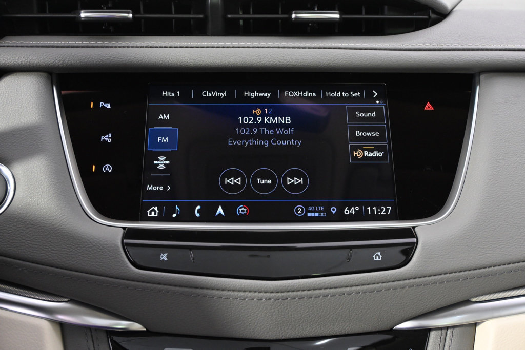 New 2026 Cadillac XT5 Premium Luxury w/ LPO, Floor Liner Package AWD/4WD image 27