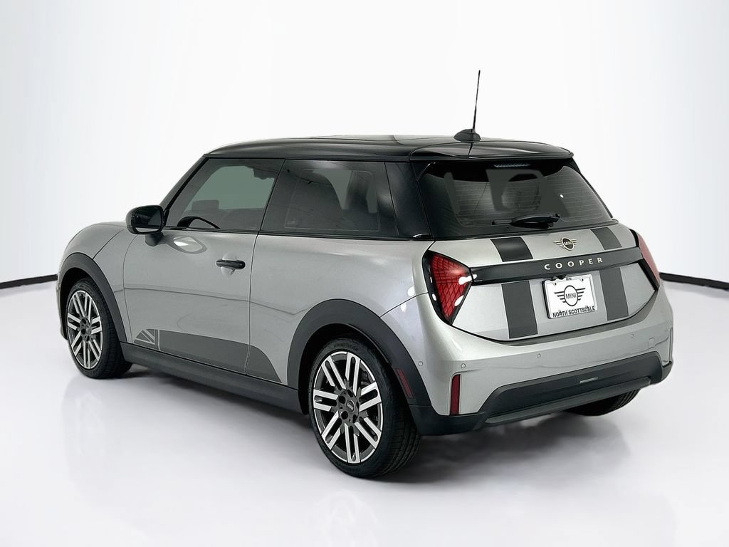 New 2026 MINI Cooper 2-Door Hardtop FWD image 7