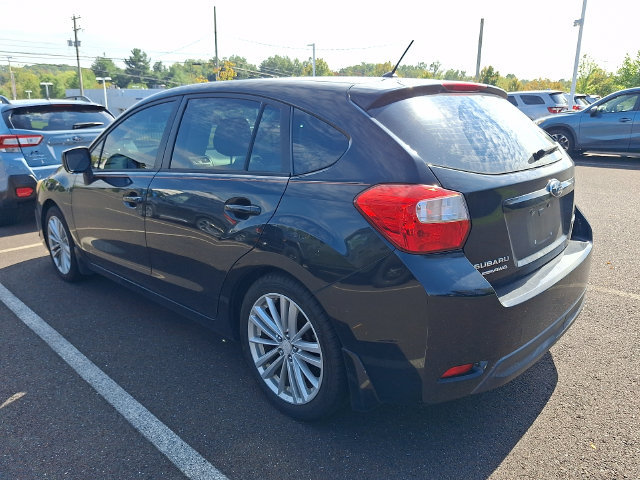 Used 2012 Subaru Impreza 2.0i Premium AWD/4WD image 3