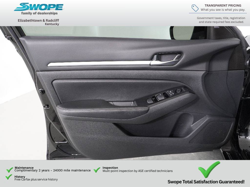 Used 2024 Nissan Altima 2.5 SL AWD/4WD image 18