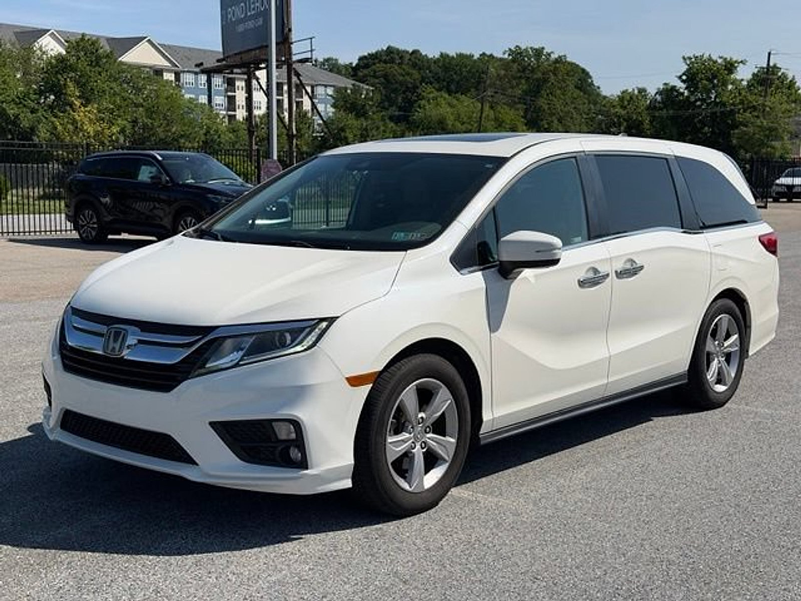 Used 2019 Honda Odyssey EX-L image 3