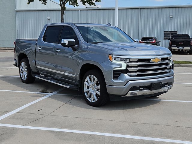 Used 2024 Chevrolet Silverado 1500 High Country w/ High Country Premium Package RWD video 3